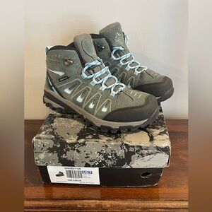 Women’s Waterproof Hiking Boots